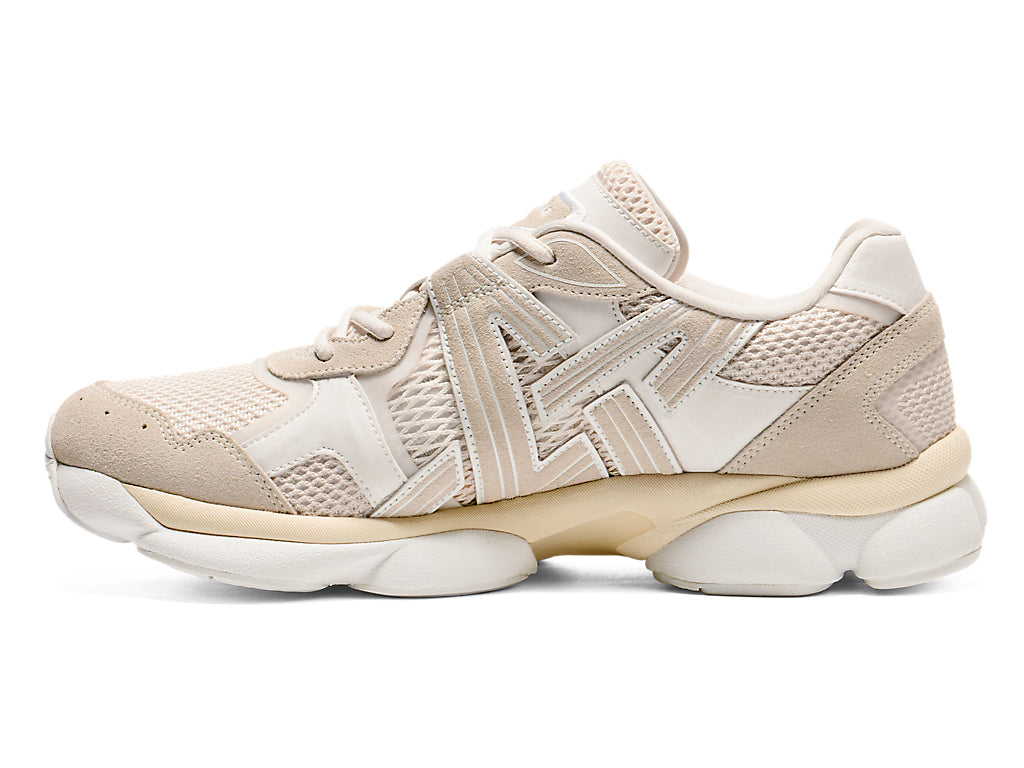 Onitsuka Tiger Tigrun Sneakers - Cream / White
