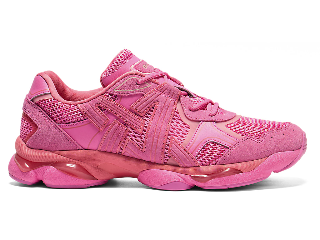 Onitsuka Tiger Tigrun Sneakers - Dragon Fruit / Dragon Fruit